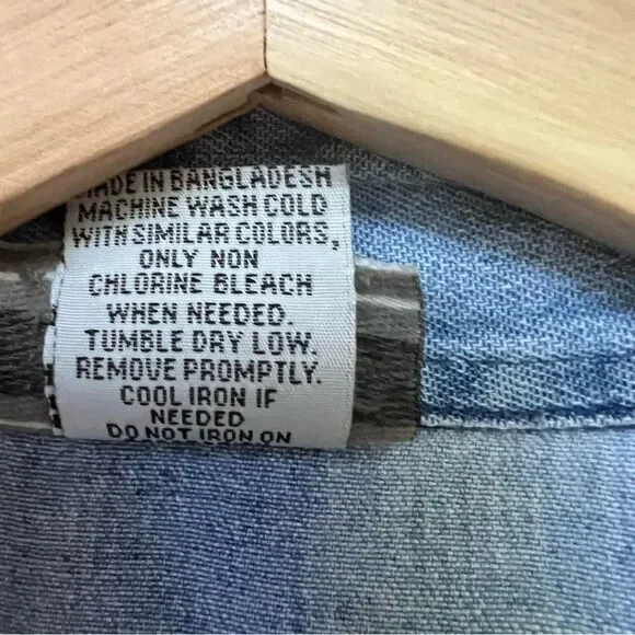 Vintage Denim Shirt Sunflower Handpainted Size Large Boho Artsy Unique Kansas - Picture 7 of 9